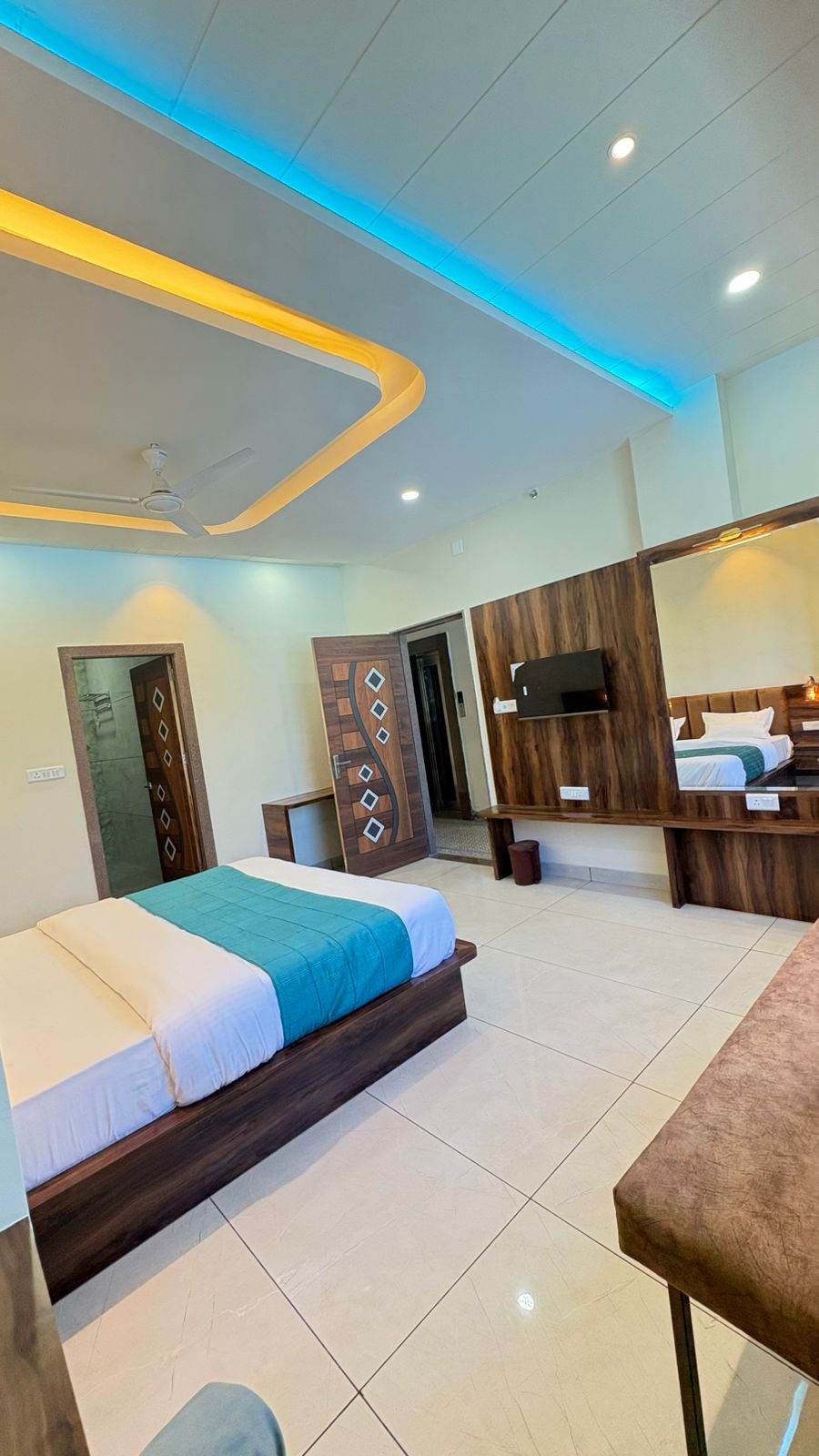 Super Delux Room